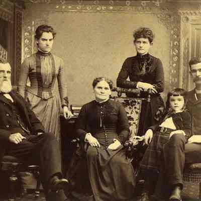 A sepia photo of the Peterson family.