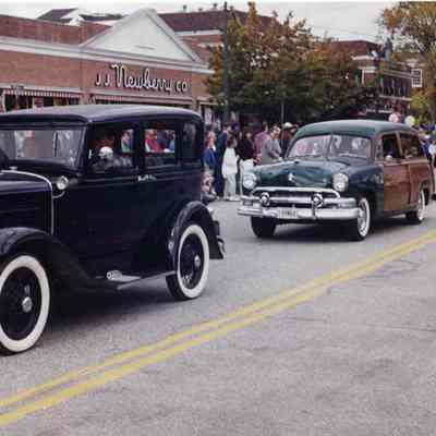 Brunswick's 250th anniversary parade