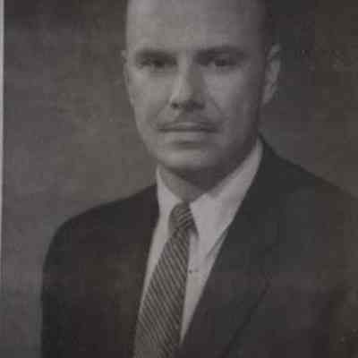 Everett Giles