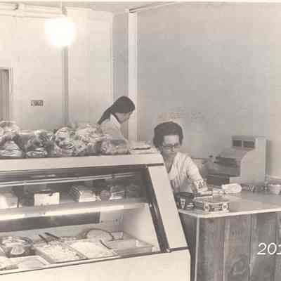Marroni's Deli