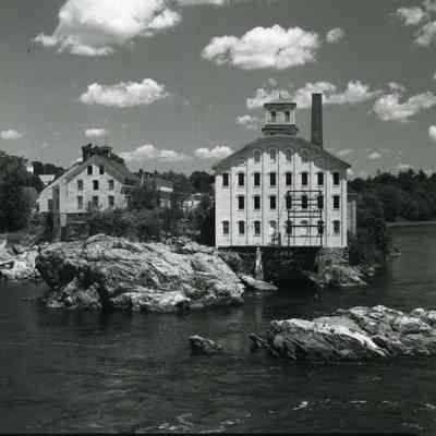 Bowdoin Mill