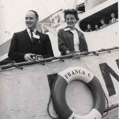 A photo view of Mr & Mrs William Bodwell.