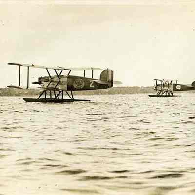 Sea planes "Chicago" and "Boston II"