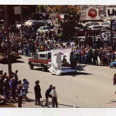 Brunswick's 250th anniversary parade