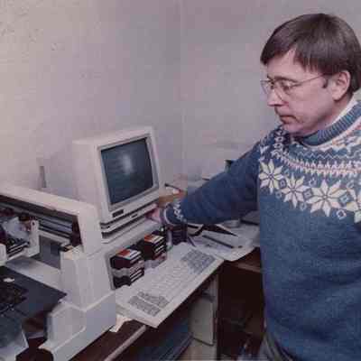 A photo view of Andrew Levsen. 2/25/1992.
