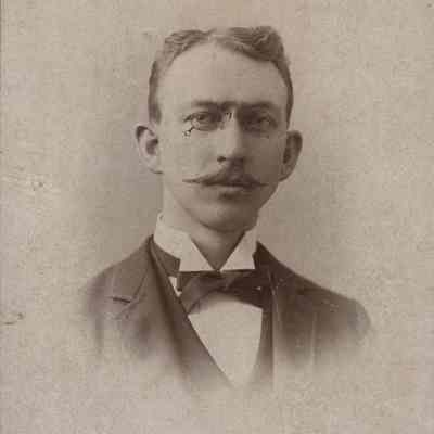 A photo of Charles Pennell.