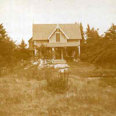83 Central Avenue, Mere Point