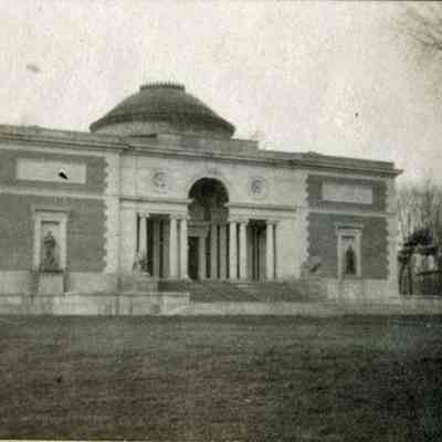 Walker Art Building