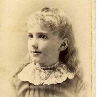 Minnie Merrill