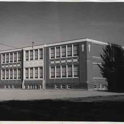 St. Johns Parochial School, Pleasant Street