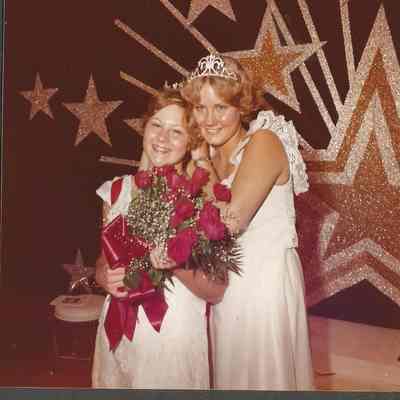 Becky Beck crowning the new Brunswick Teen Queen Shannon Crane