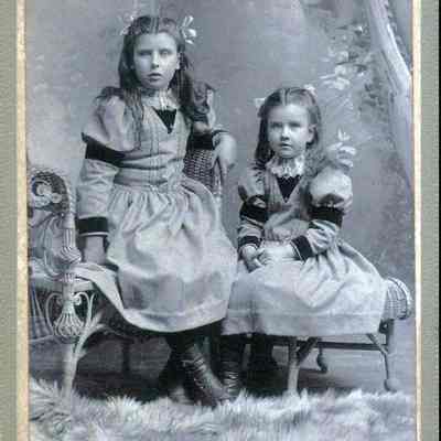 A photo of Lela & Iona Tibbetts.