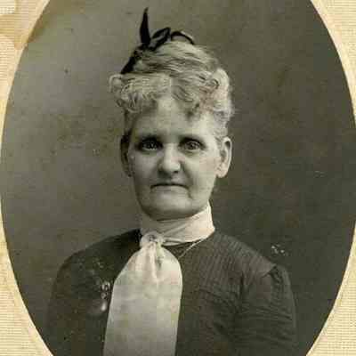 Evelyn Blethen Edwards