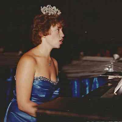 A color photograph of Sharon Hinckley