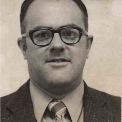 A photo view of Theodore E. Bradbury.