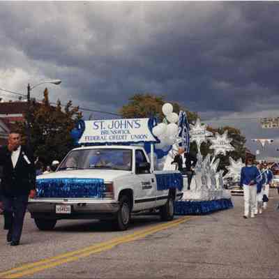 Brunswick's 250th anniversary parade