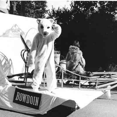 Bowdoin College's float in Brunswick's 250th Anniversary Parade