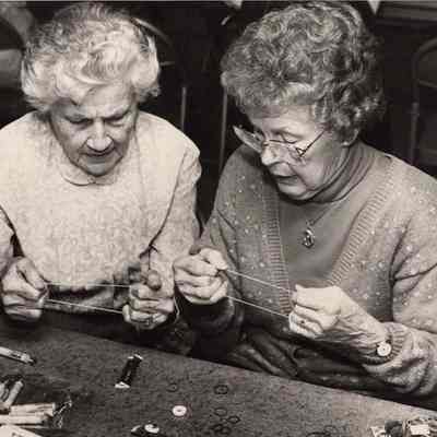 A photo view of Barbara Merriman & Rete Williams.