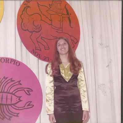 ontestant #6 Kathy Livernois is pictured with her Zodiac sign