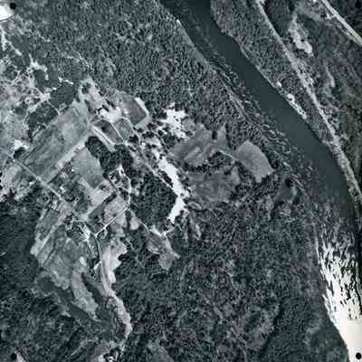 An aerial photo of Durham and the Shiloh Road. 5/1/1976.