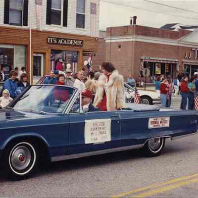 Brunswick's 250th anniversary parade