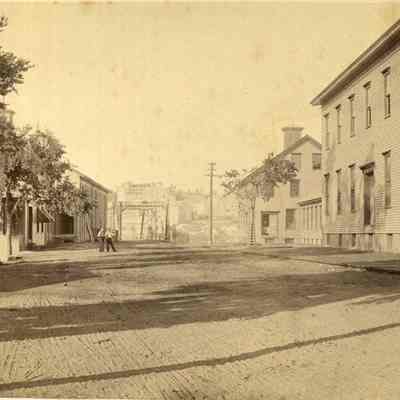 Main Street, Topsham