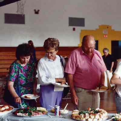 The guest getting their food.