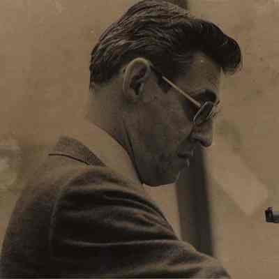 Robert J. Graham