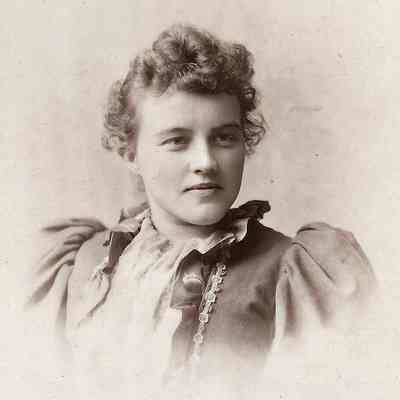 Unidentified young woman