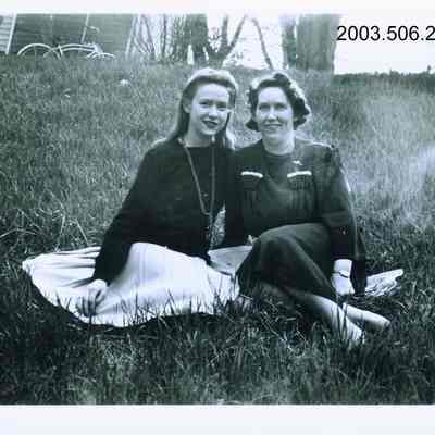 Madelyn, Bertha Shaw
