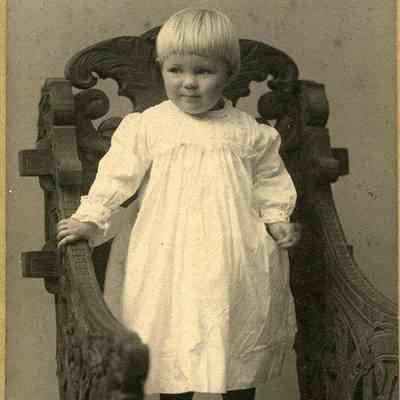 Miriam Stover Thomas