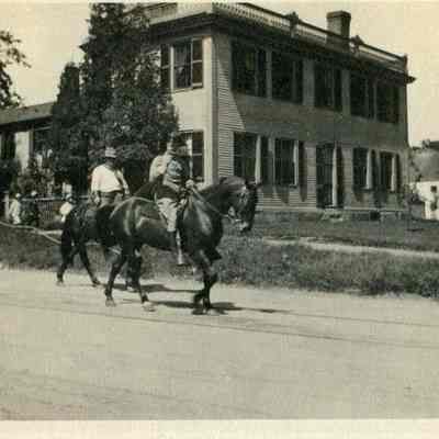 Lovell House, 36 Pleasant Street