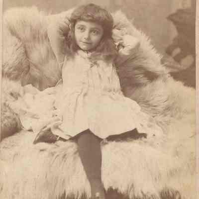 Lucy Barlow