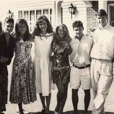 A photo view of a group of people. 6/12/1992.