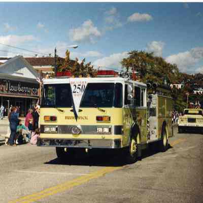 Brunswick's 250th anniversary parade