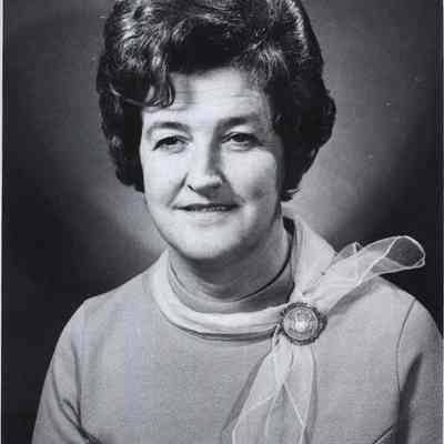 A photo view of Mrs. Arlene Norton. 1/2/1975.
