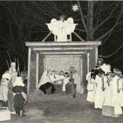 Living nativity scene