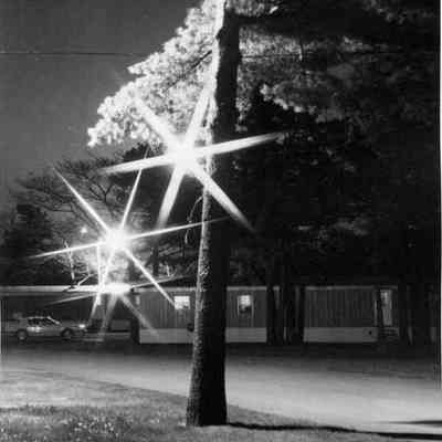 Linnhaven Park at night.