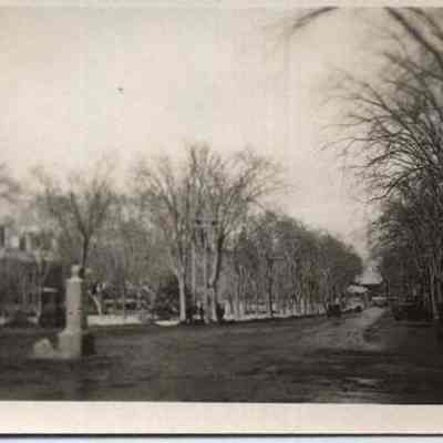 The Mall and Park Row looking south from Pleasant Street