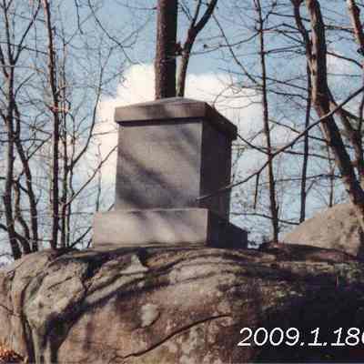 A photo of the 20th Maine monument.