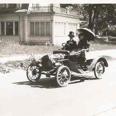 Antique Car in Brunswick's 200th Anniversary Parade