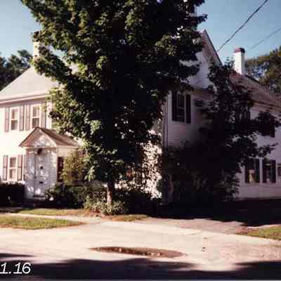 A photo of the Stone-Haskell House.