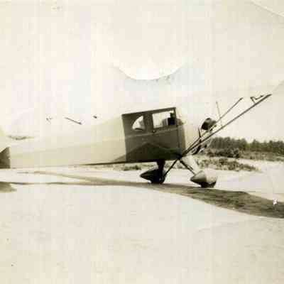 Aeronca plane landed here in 1938