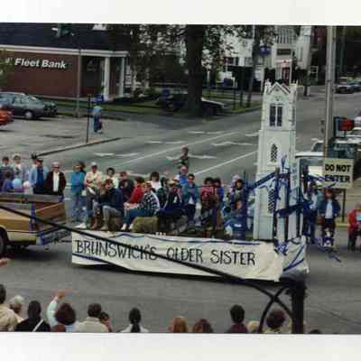 Brunswick's 250th anniversary parade