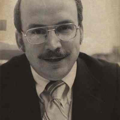 A photo view of Charlie Jacobs.