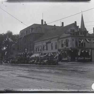 Maine St From Pleasant St to Town Hall Place