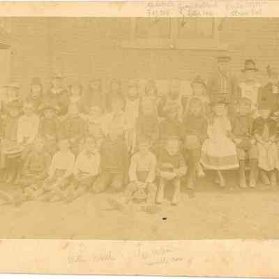 Charlotte Chandler, Bertha Stetson, Grace Hubbard, Willie Roberts, Ed Stetson, and class mates