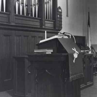 Pulpit and Organ Pipes at the United Methodist Church