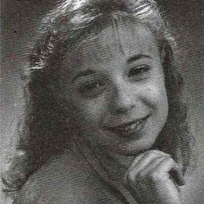 Corrie Pottle, age 18, talent Dance/twirl.