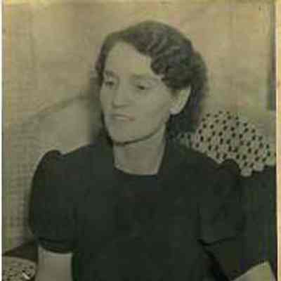 Mrs. Louis Zamanis